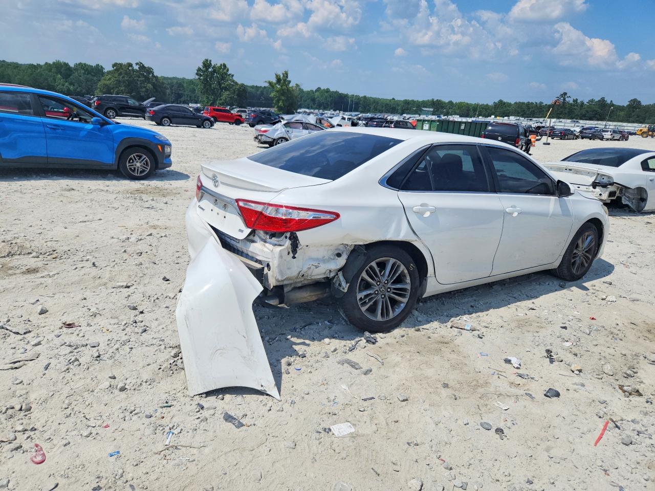 2015 TOYOTA CAMRY SE — снимка 3