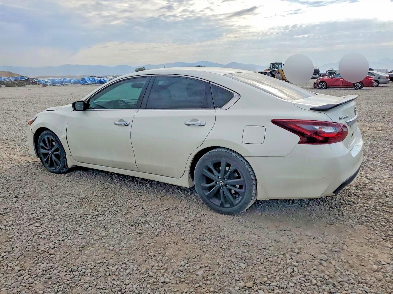 2017 NISSAN ALTIMA 2.5 SR — снимка 2