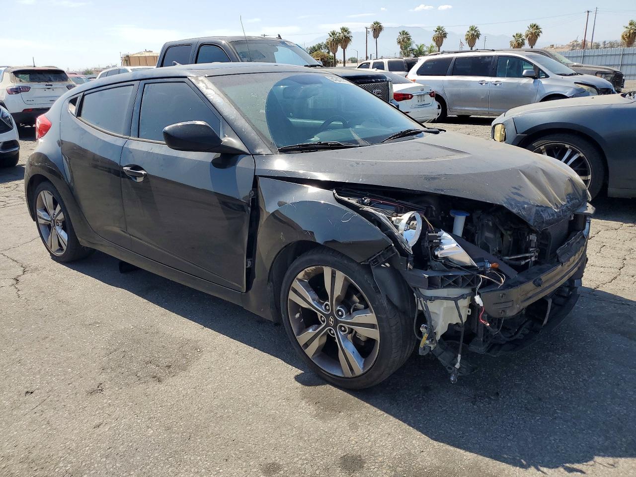 2017 HYUNDAI VELOSTER VALUE EDITION — снимка 4