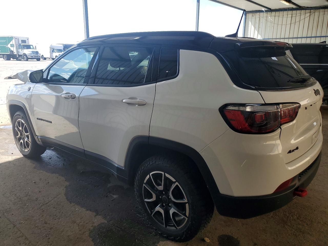 2025 JEEP COMPASS TRAILHAWK — снимка 2
