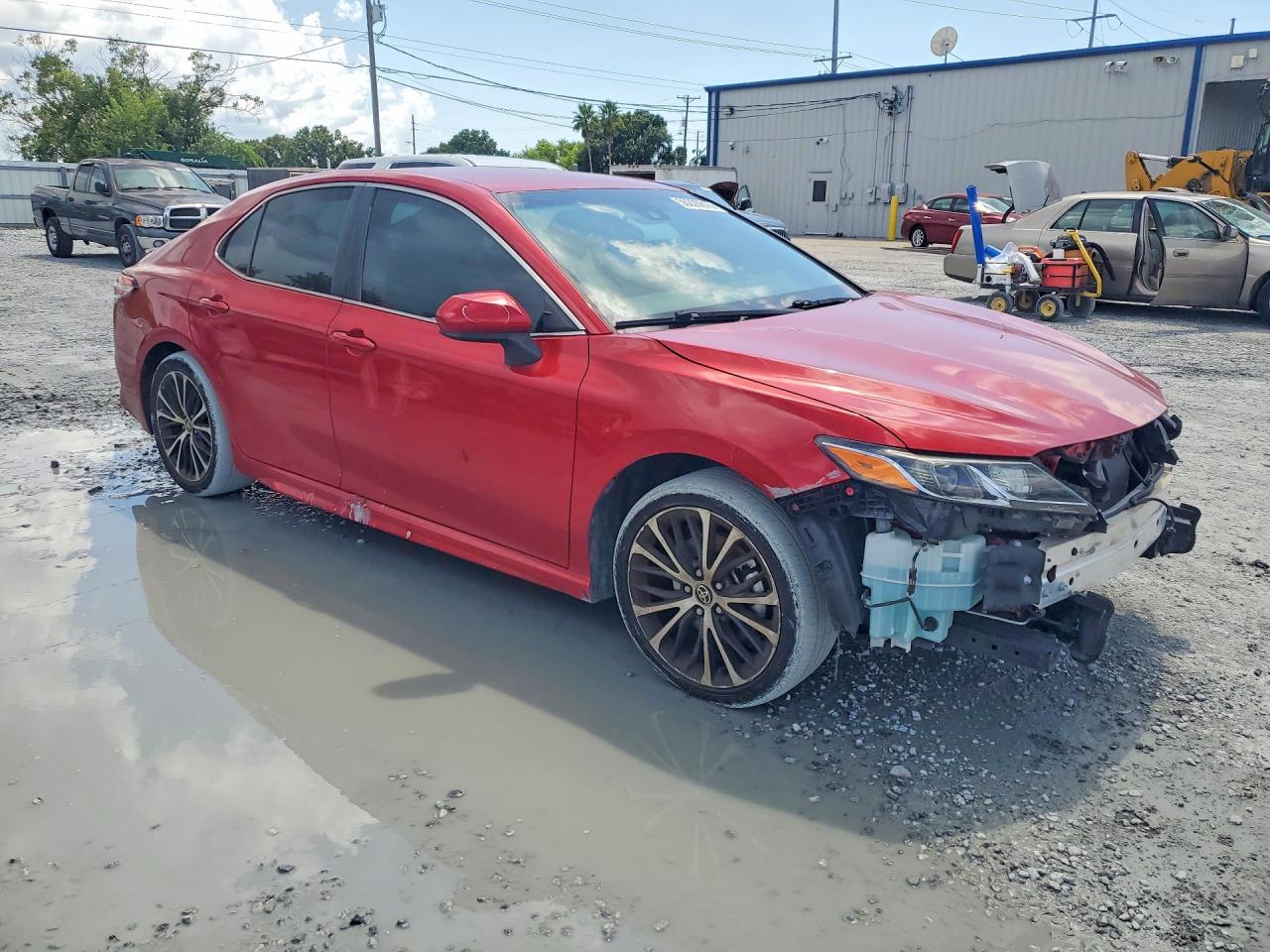 2020 TOYOTA CAMRY SE — снимка 4