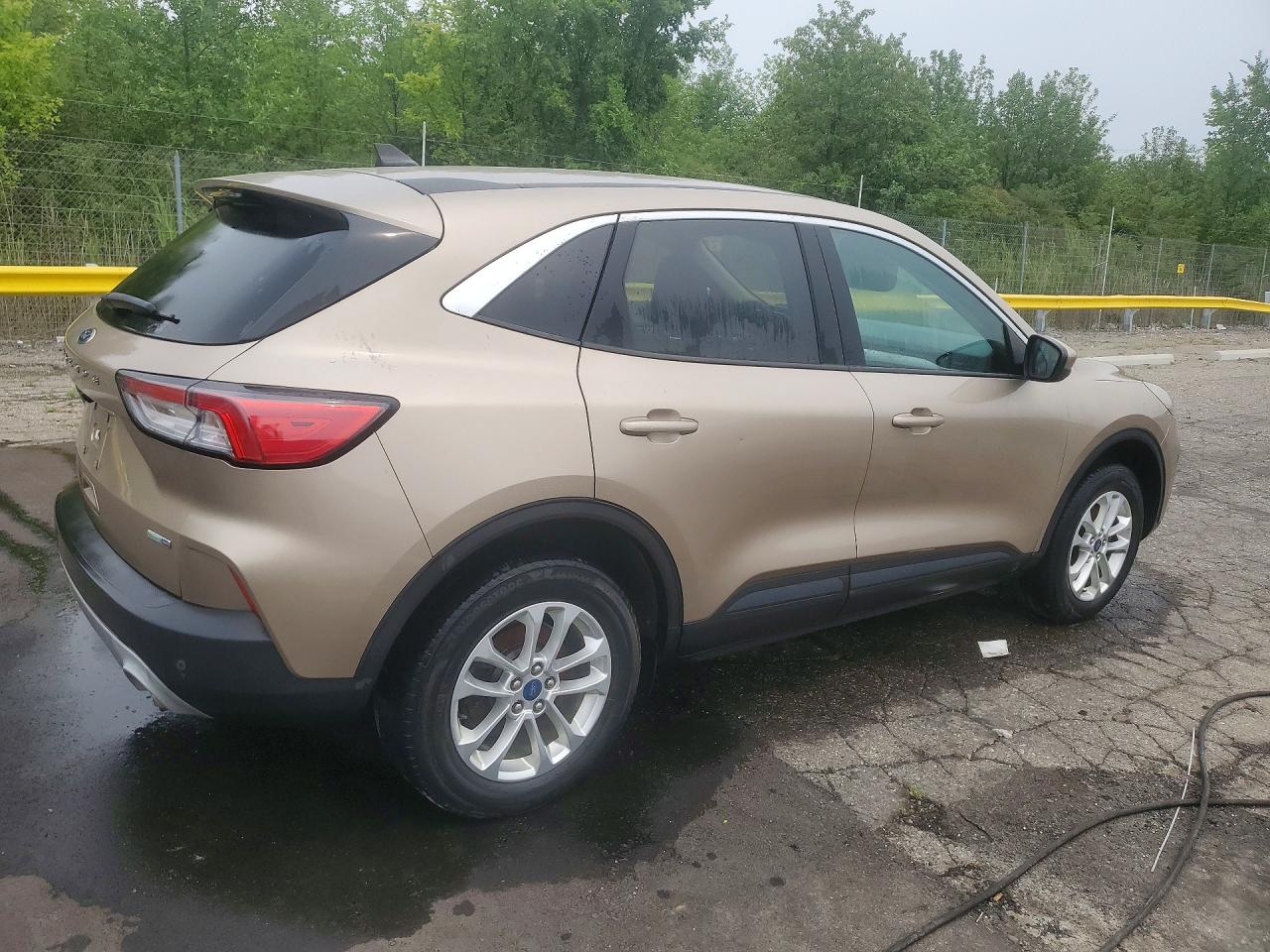 2020 FORD ESCAPE SE — снимка 3