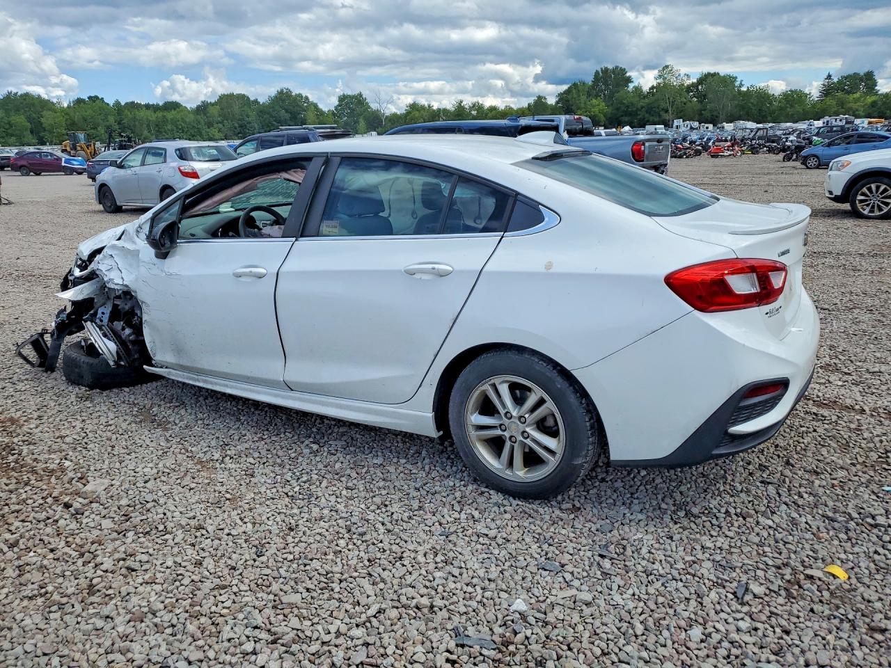 2017 CHEVROLET CRUZE LT — снимка 2
