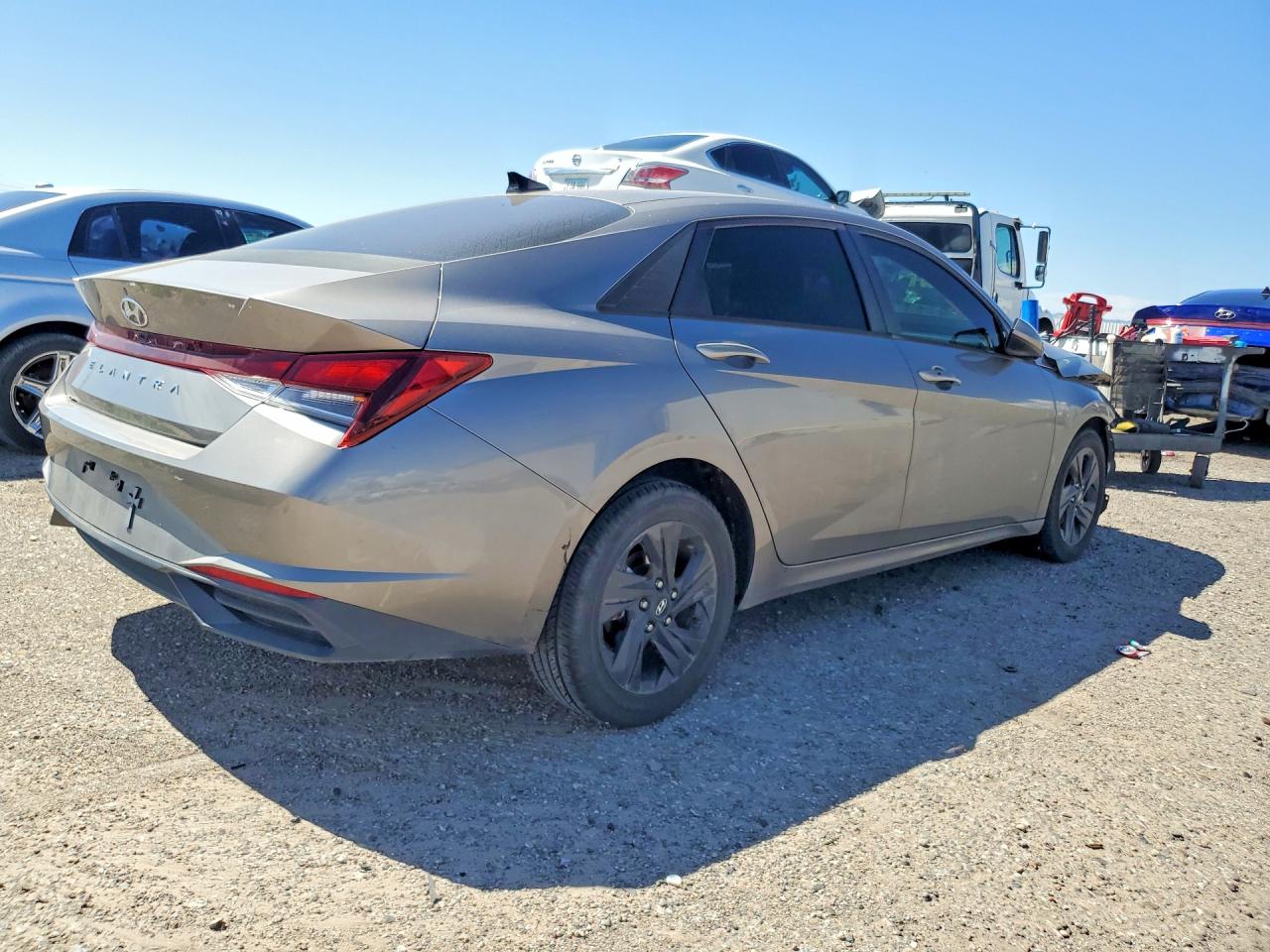 2021 HYUNDAI ELANTRA SEL — снимка 3