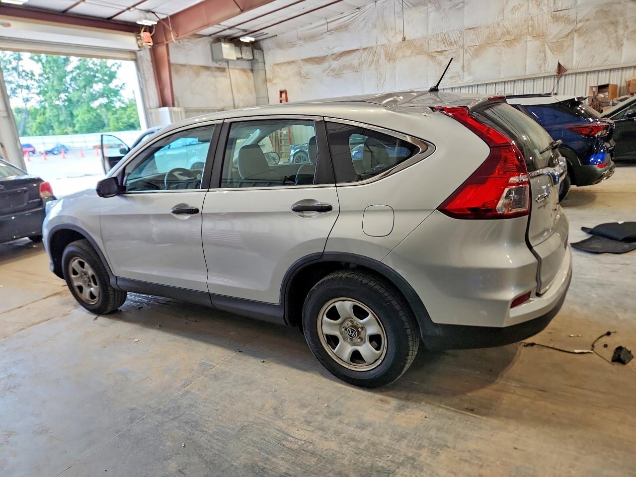 2016 HONDA CR-V LX — снимка 2