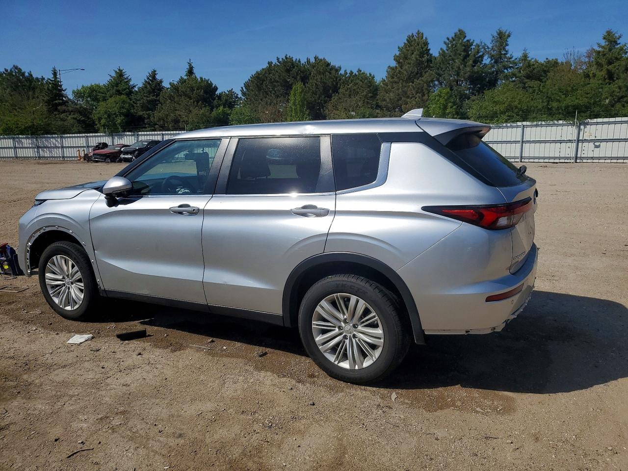 2022 MITSUBISHI OUTLANDER ES — снимка 2