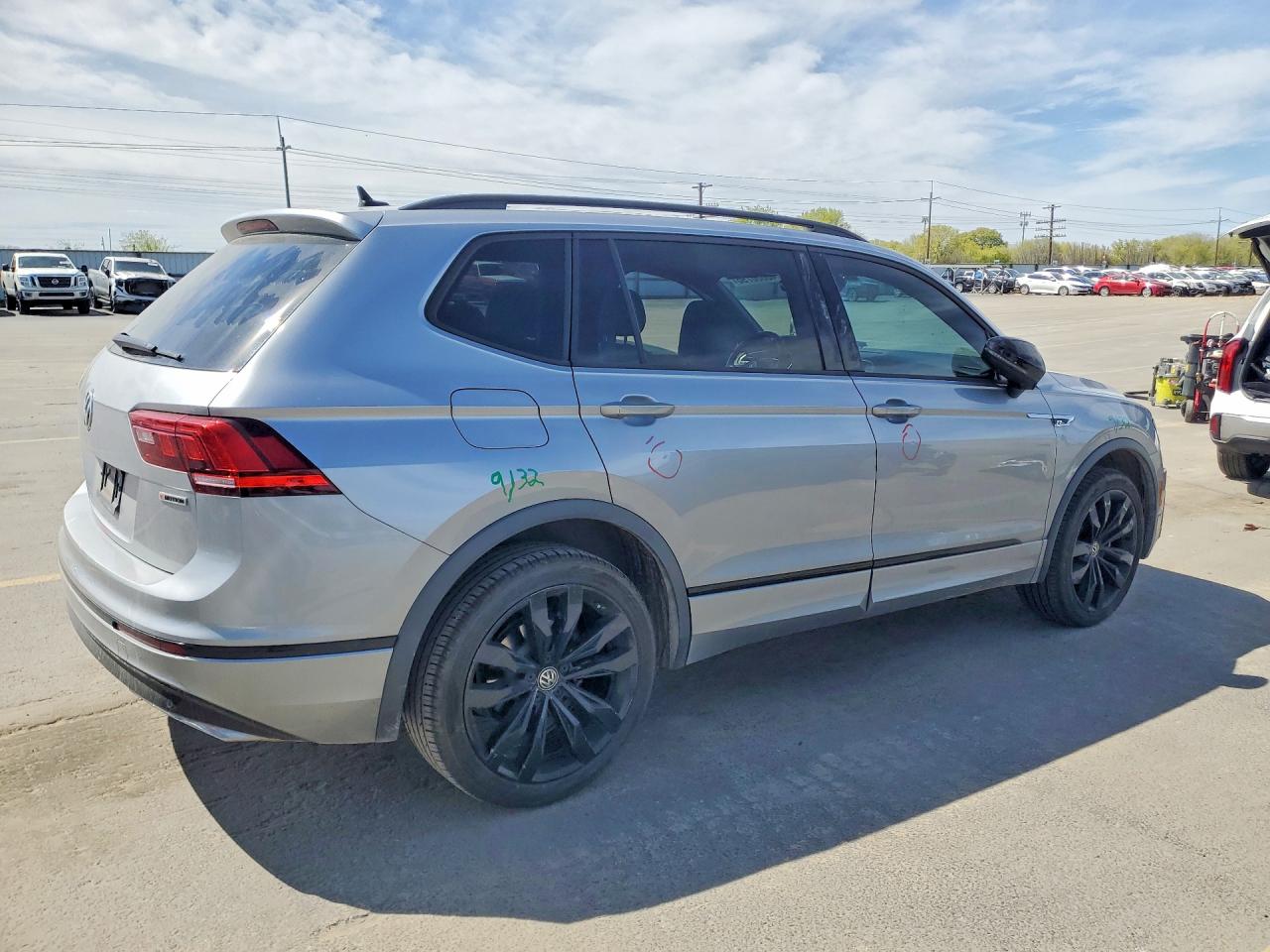 2020 VOLKSWAGEN TIGUAN SE — снимка 3
