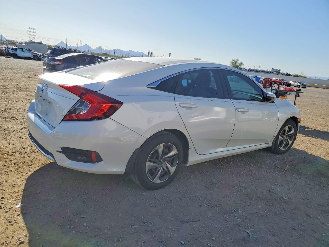 2019 HONDA CIVIC LX — снимка 3