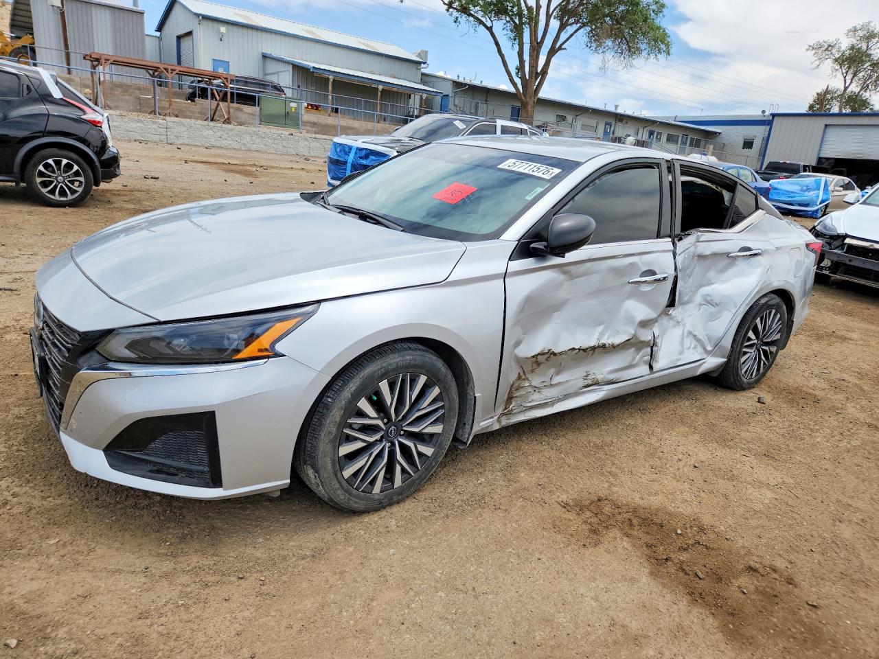 2024 NISSAN ALTIMA SV