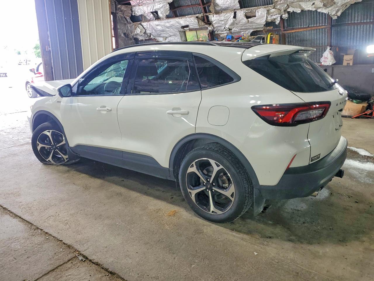 2025 FORD ESCAPE ST LINE SELECT — снимка 2