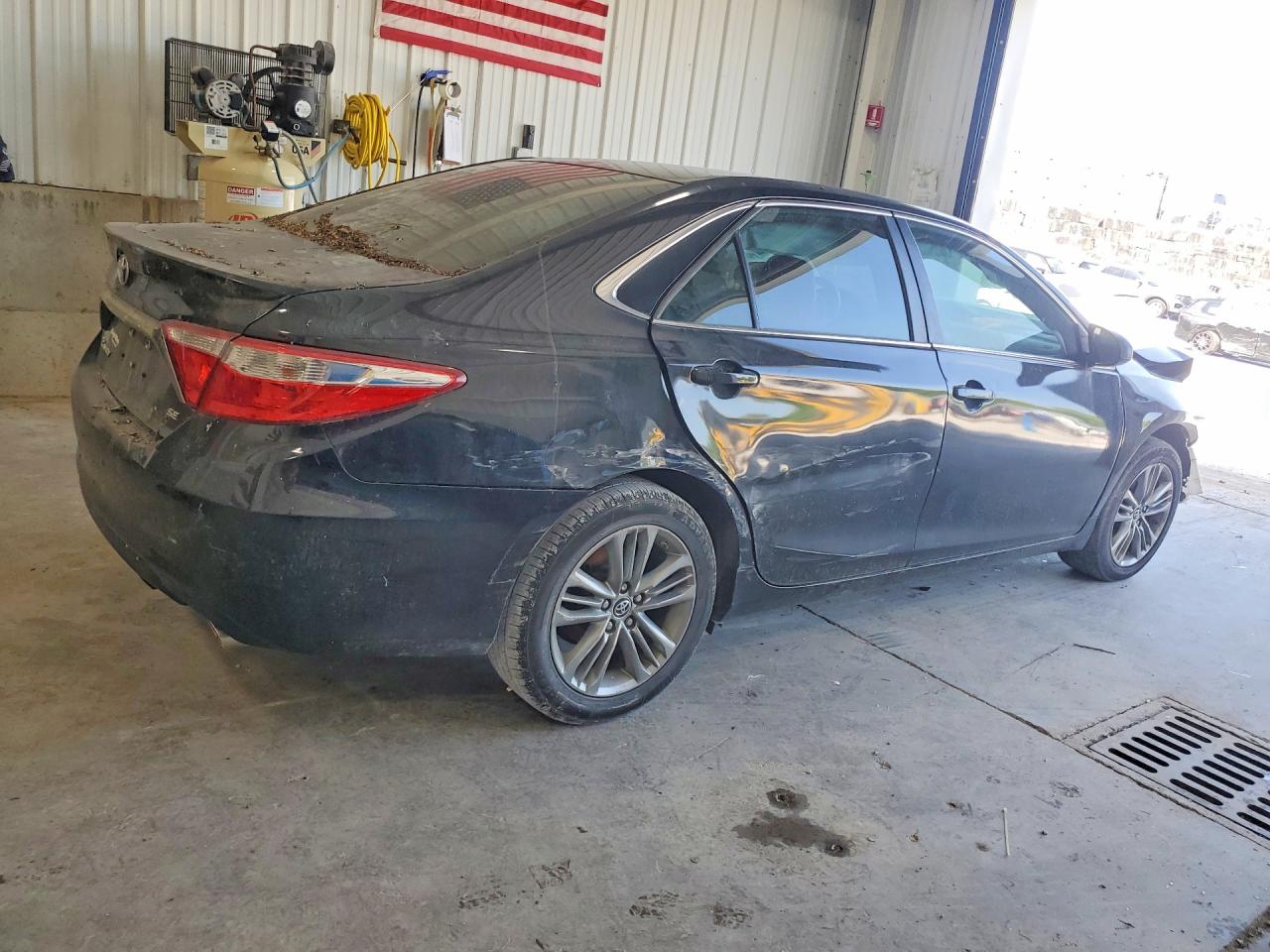 2016 TOYOTA CAMRY SE — снимка 3