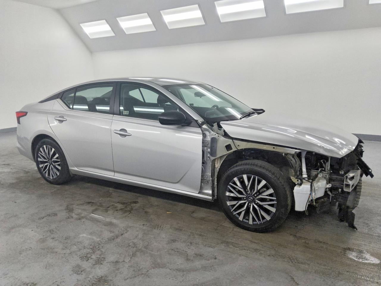 2025 NISSAN ALTIMA SV — снимка 4
