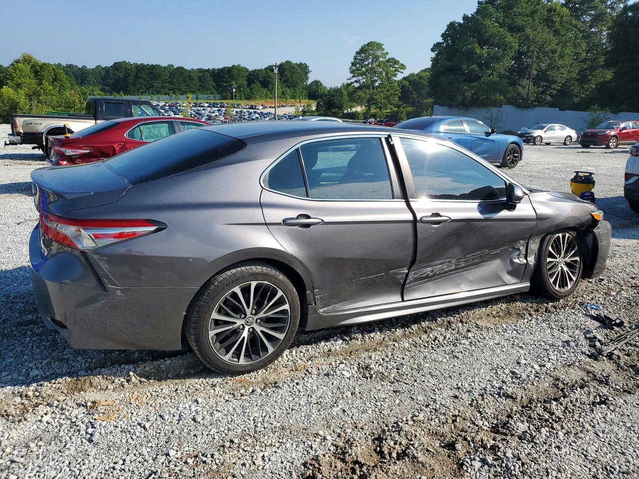 2018 TOYOTA CAMRY SE — снимка 3