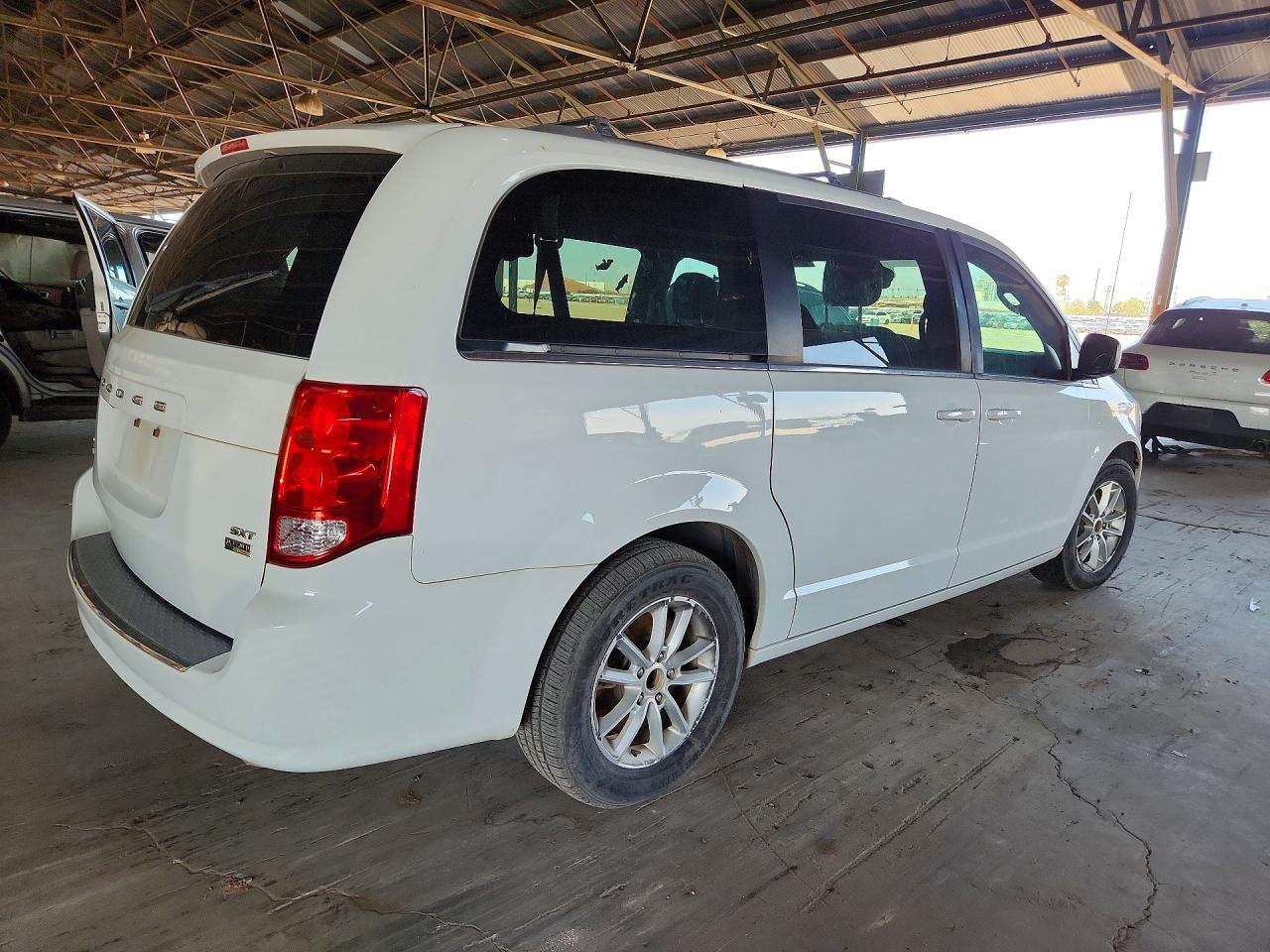 2019 DODGE GRAND CARAVAN SXT — снимка 3