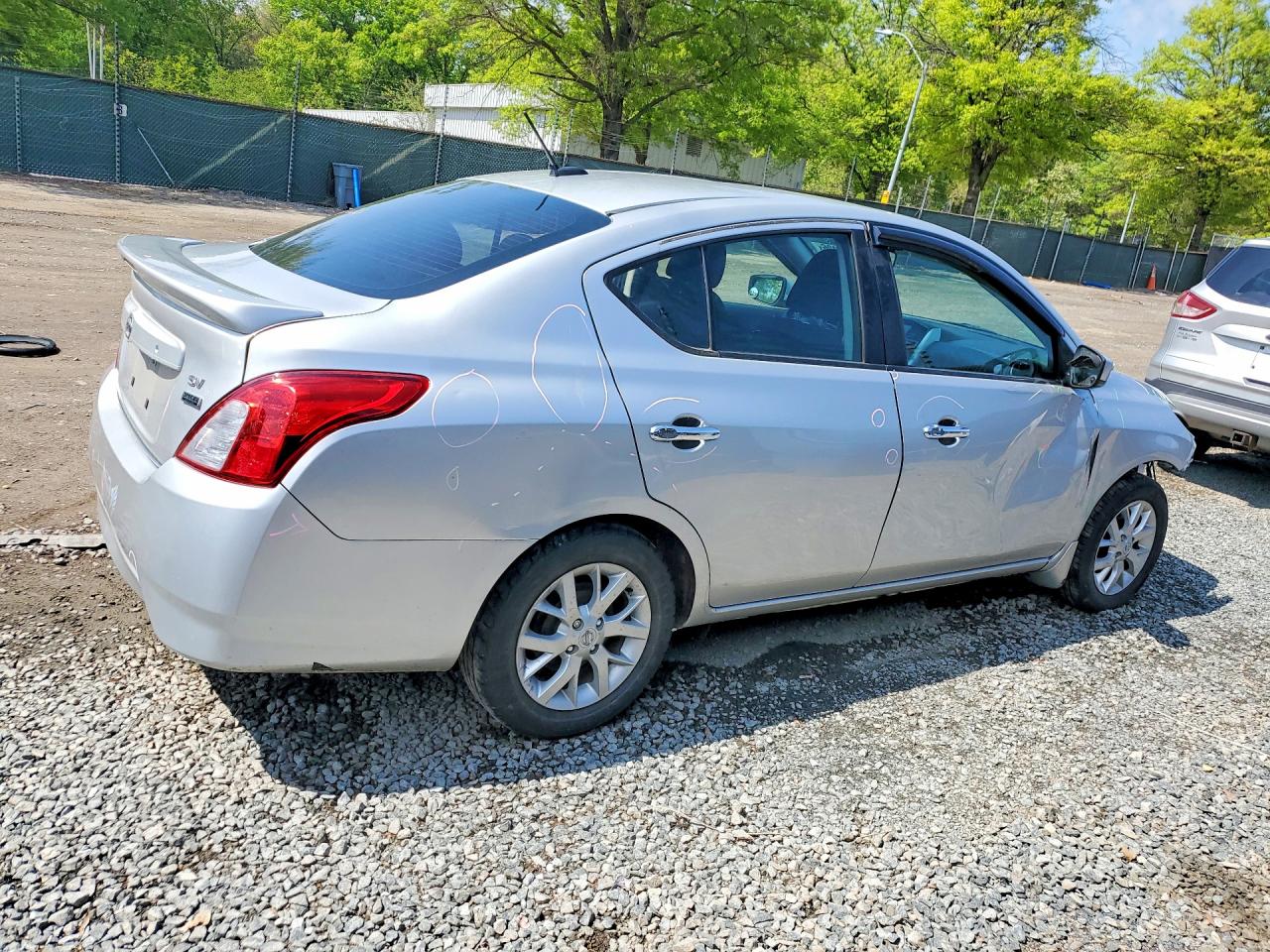 2018 NISSAN VERSA SV — снимка 3