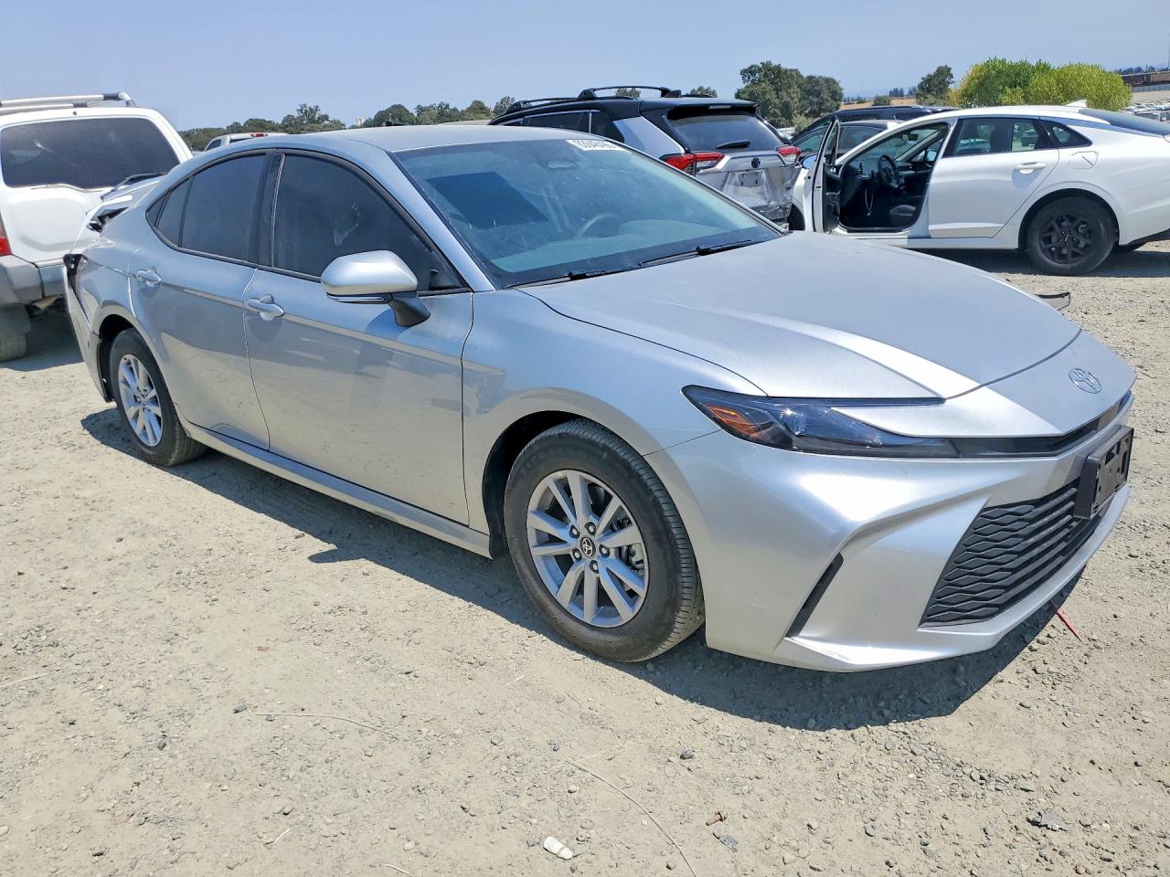 2026 TOYOTA CAMRY LE — снимка 4