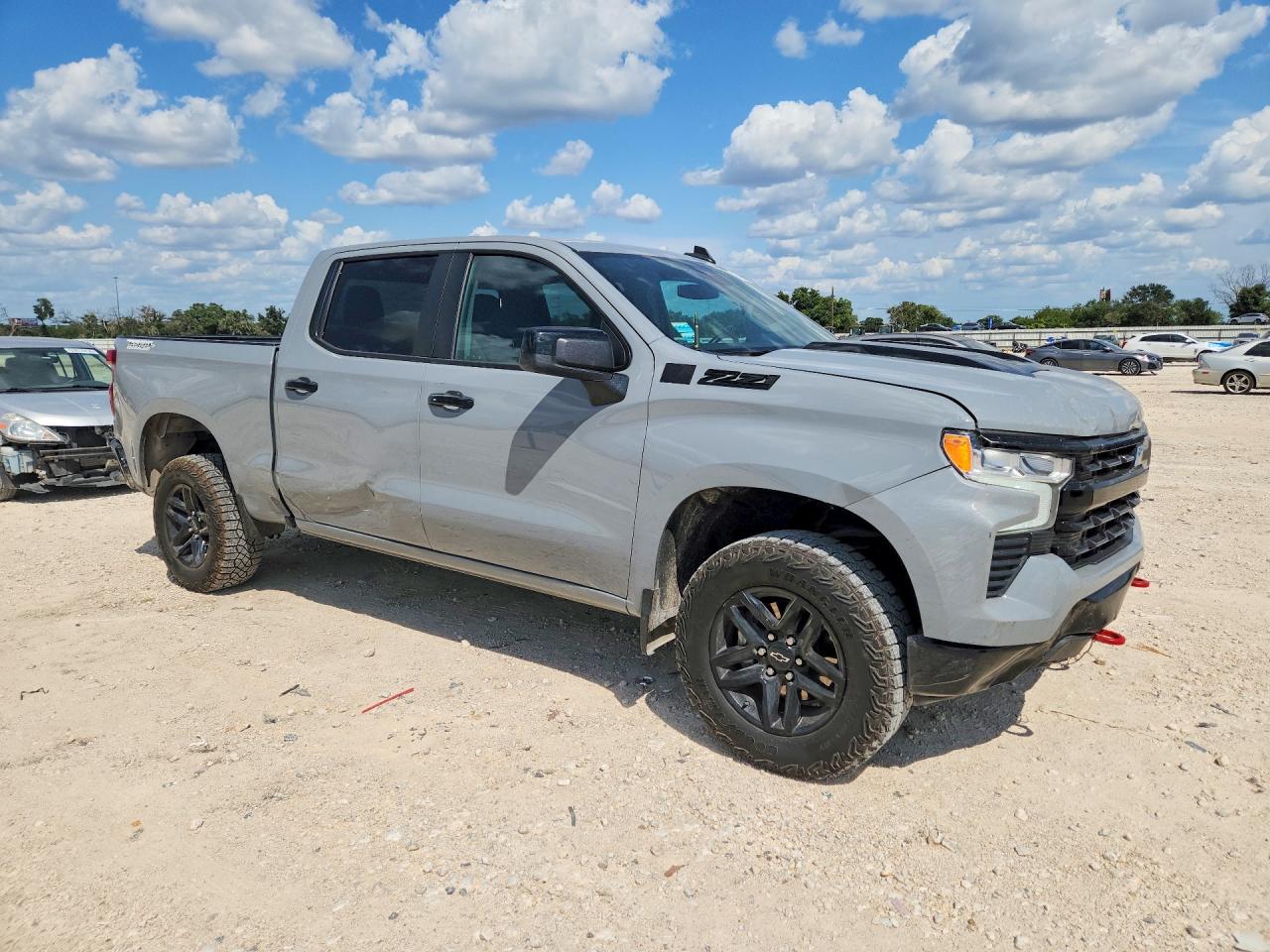2024 CHEVROLET SILVERADO K1500 LT TRAIL BOSS — снимка 4
