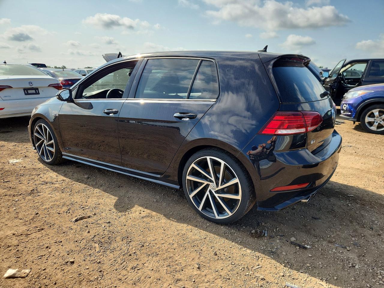 2018 VOLKSWAGEN GOLF R — снимка 2