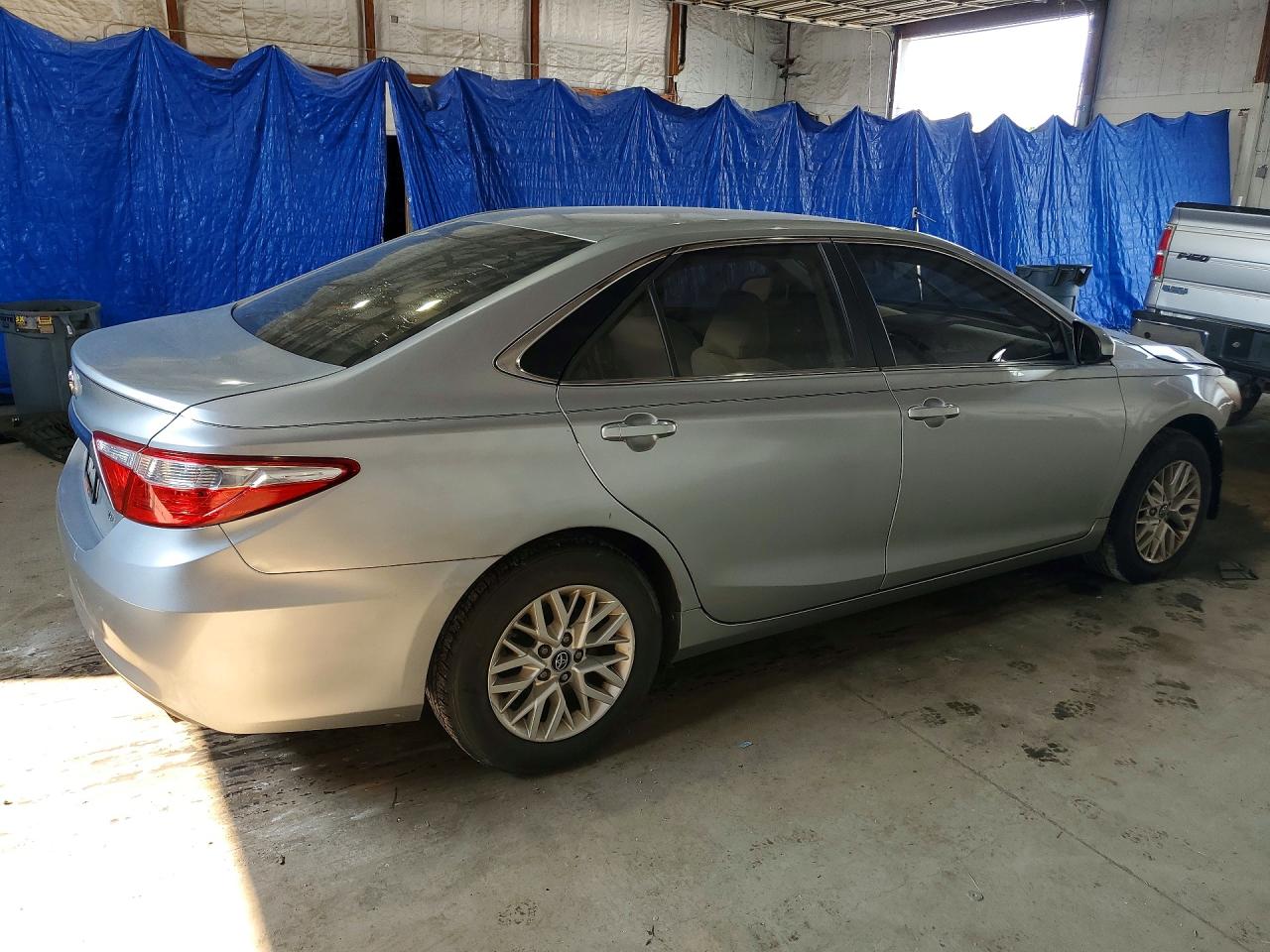 2017 TOYOTA CAMRY LE — снимка 3