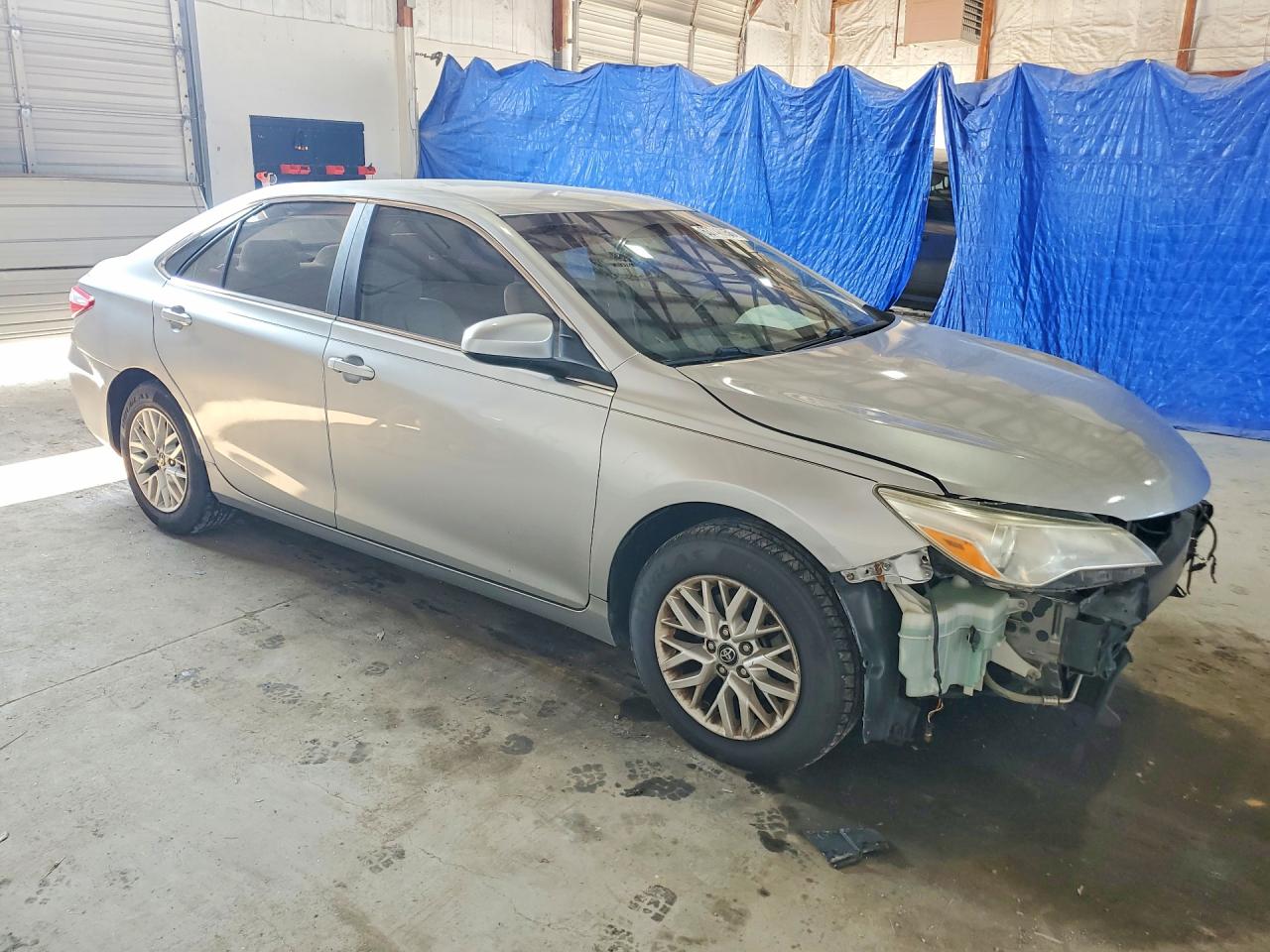 2017 TOYOTA CAMRY LE — снимка 4