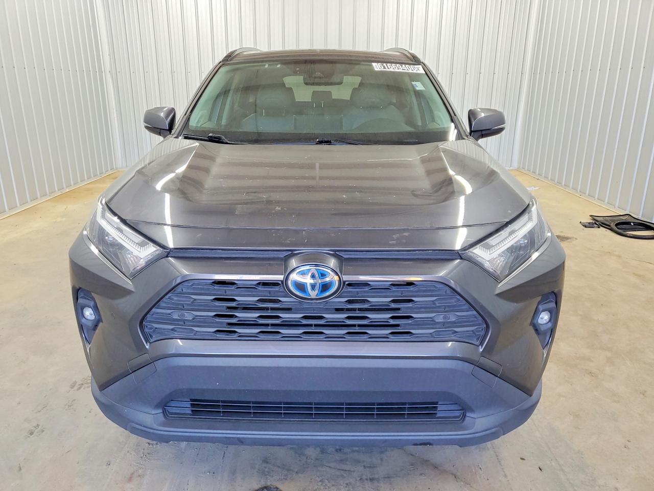 2020 TOYOTA RAV4 XLE PREMIUM — снимка 5