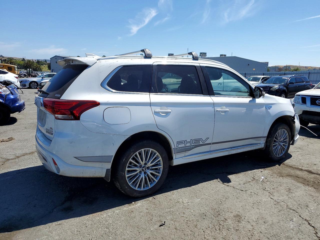 2019 MITSUBISHI OUTLANDER SEL — снимка 3