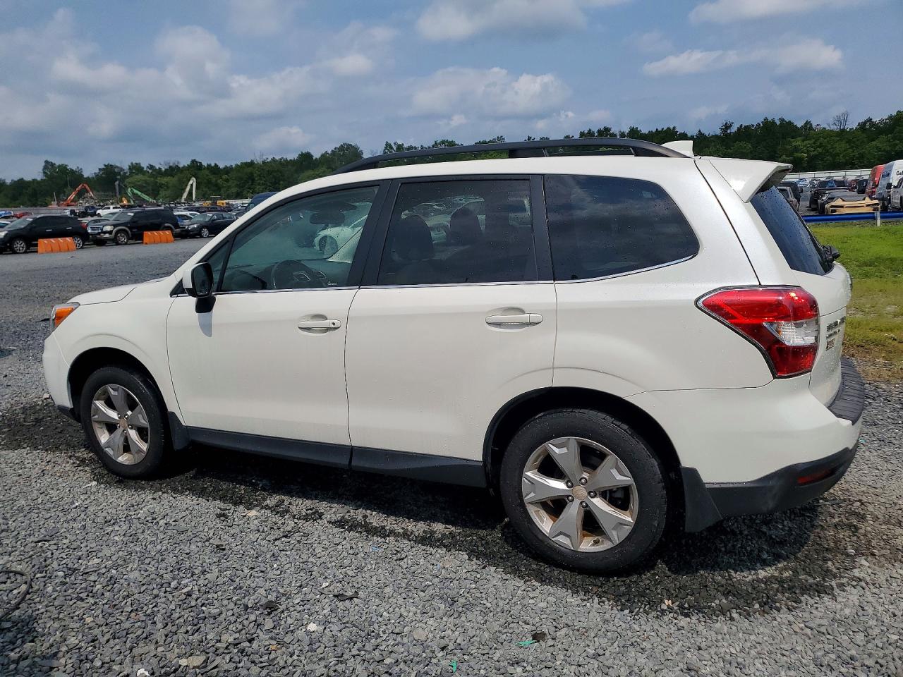2016 SUBARU FORESTER 2.5I LIMITED — снимка 2