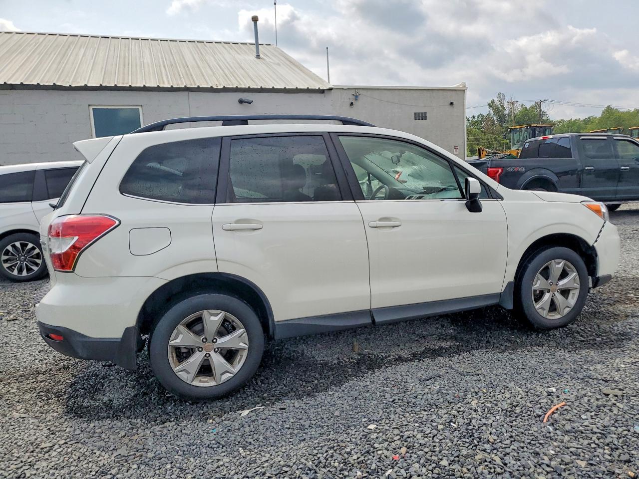 2016 SUBARU FORESTER 2.5I LIMITED — снимка 3