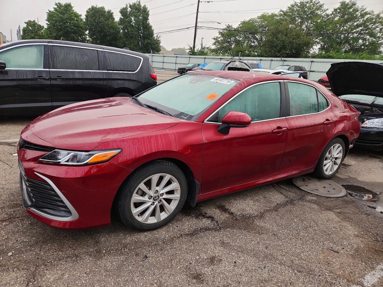 2022 TOYOTA CAMRY LE