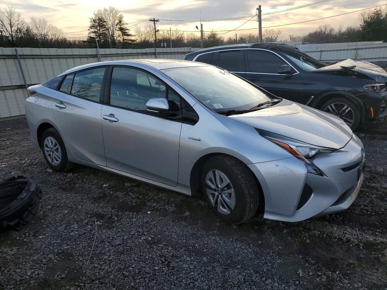 2016 TOYOTA PRIUS — снимка 4