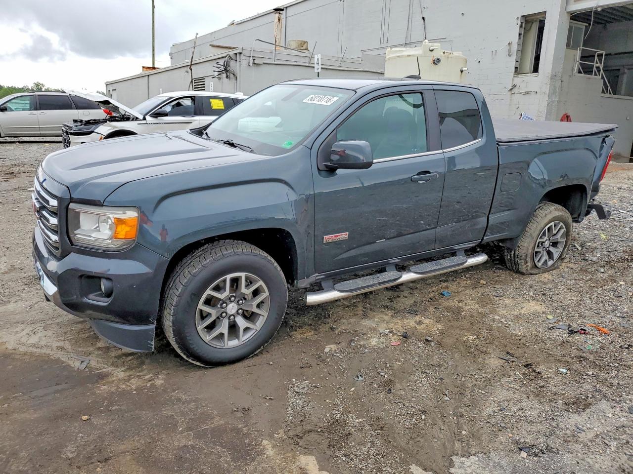 2017 GMC CANYON SLE