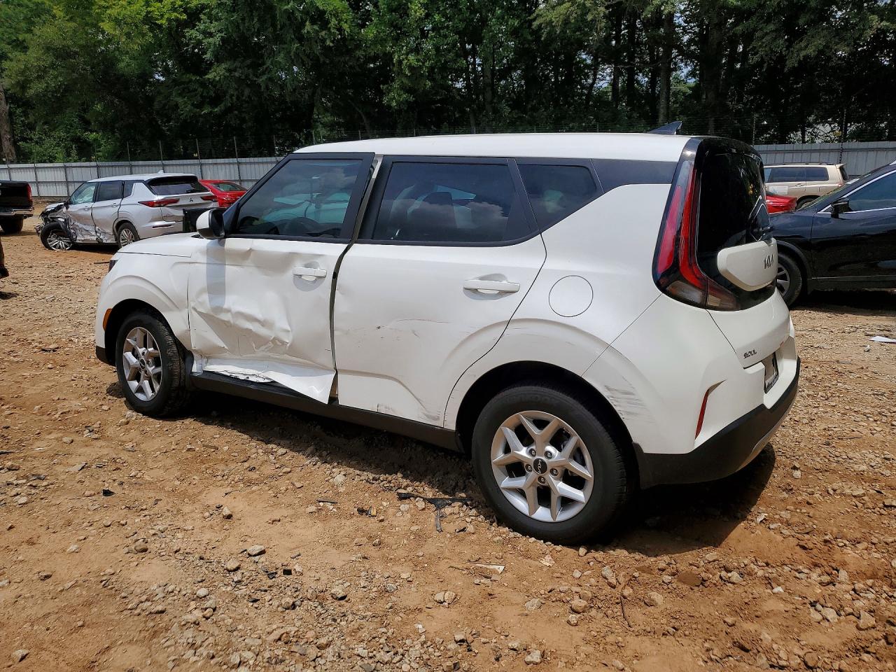 2025 KIA SOUL LX — снимка 2
