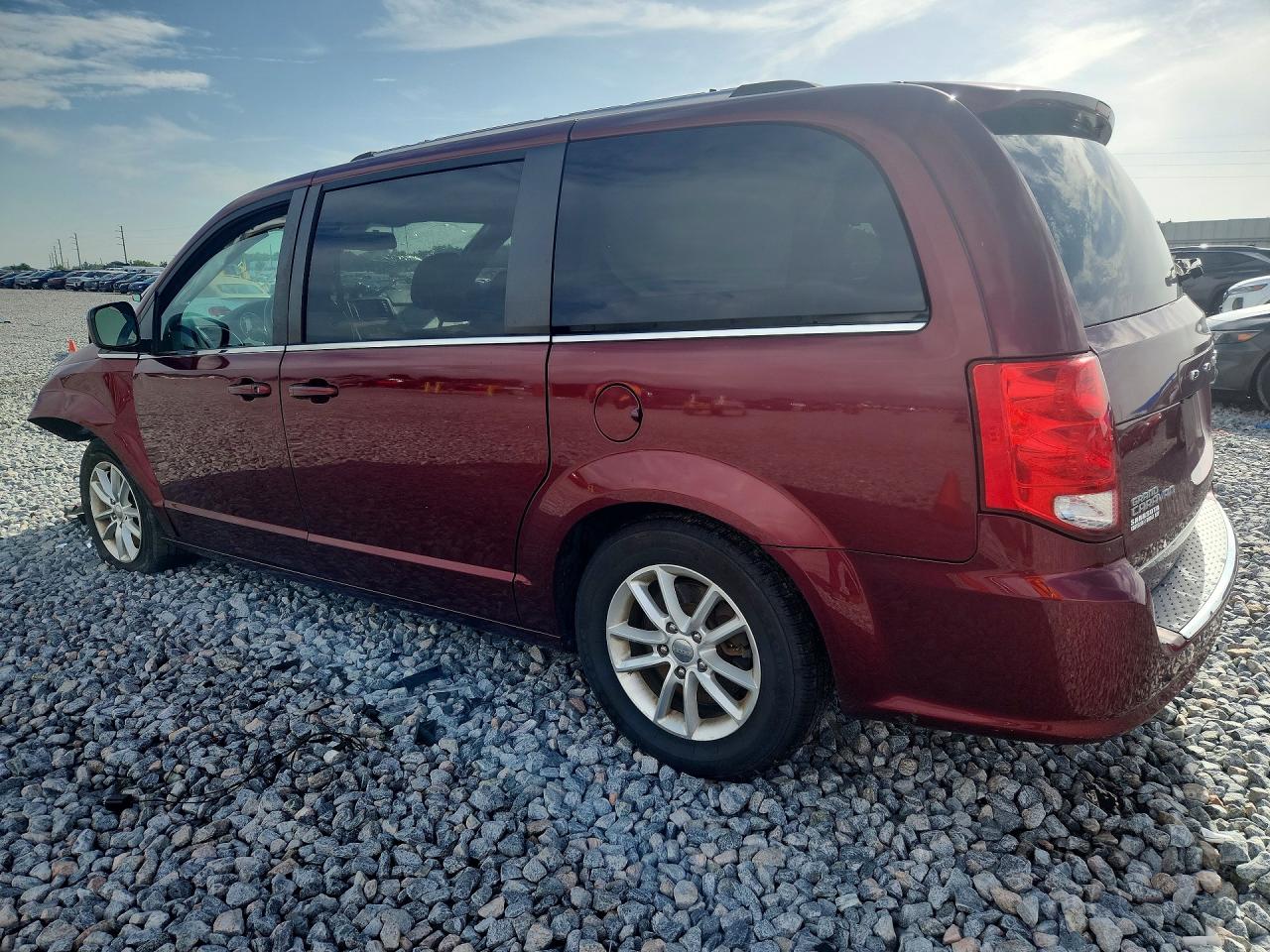 2019 DODGE GRAND CARAVAN SXT — снимка 2