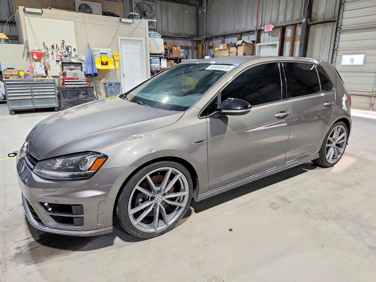 2017 VOLKSWAGEN GOLF R