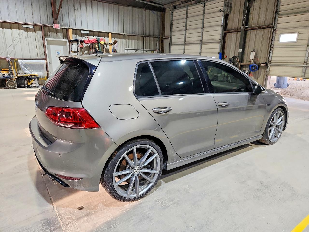 2017 VOLKSWAGEN GOLF R — снимка 3