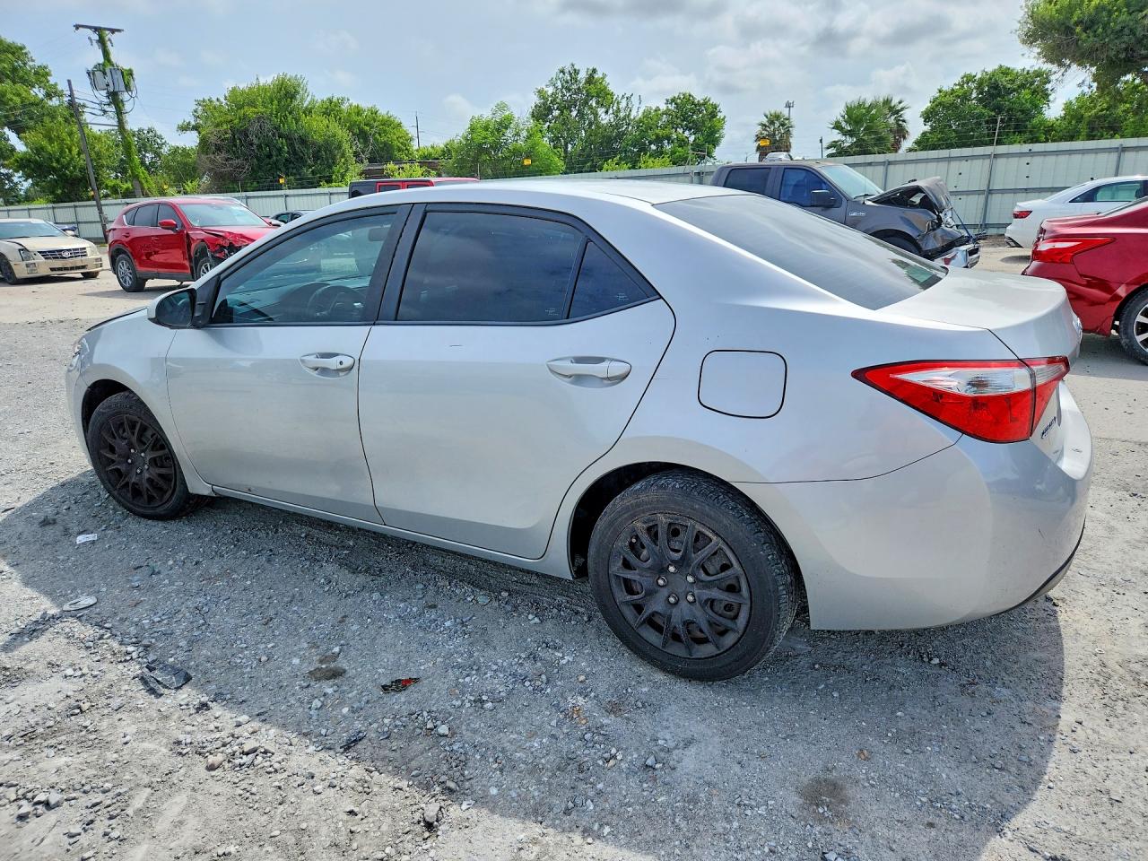 2015 TOYOTA COROLLA LE — снимка 2