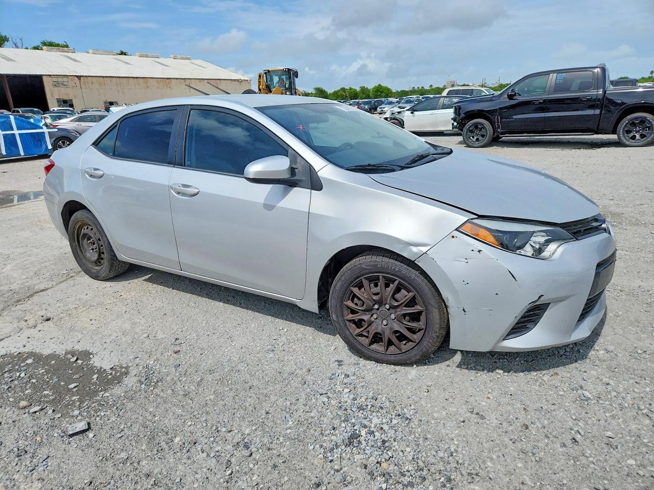 2015 TOYOTA COROLLA LE — снимка 4