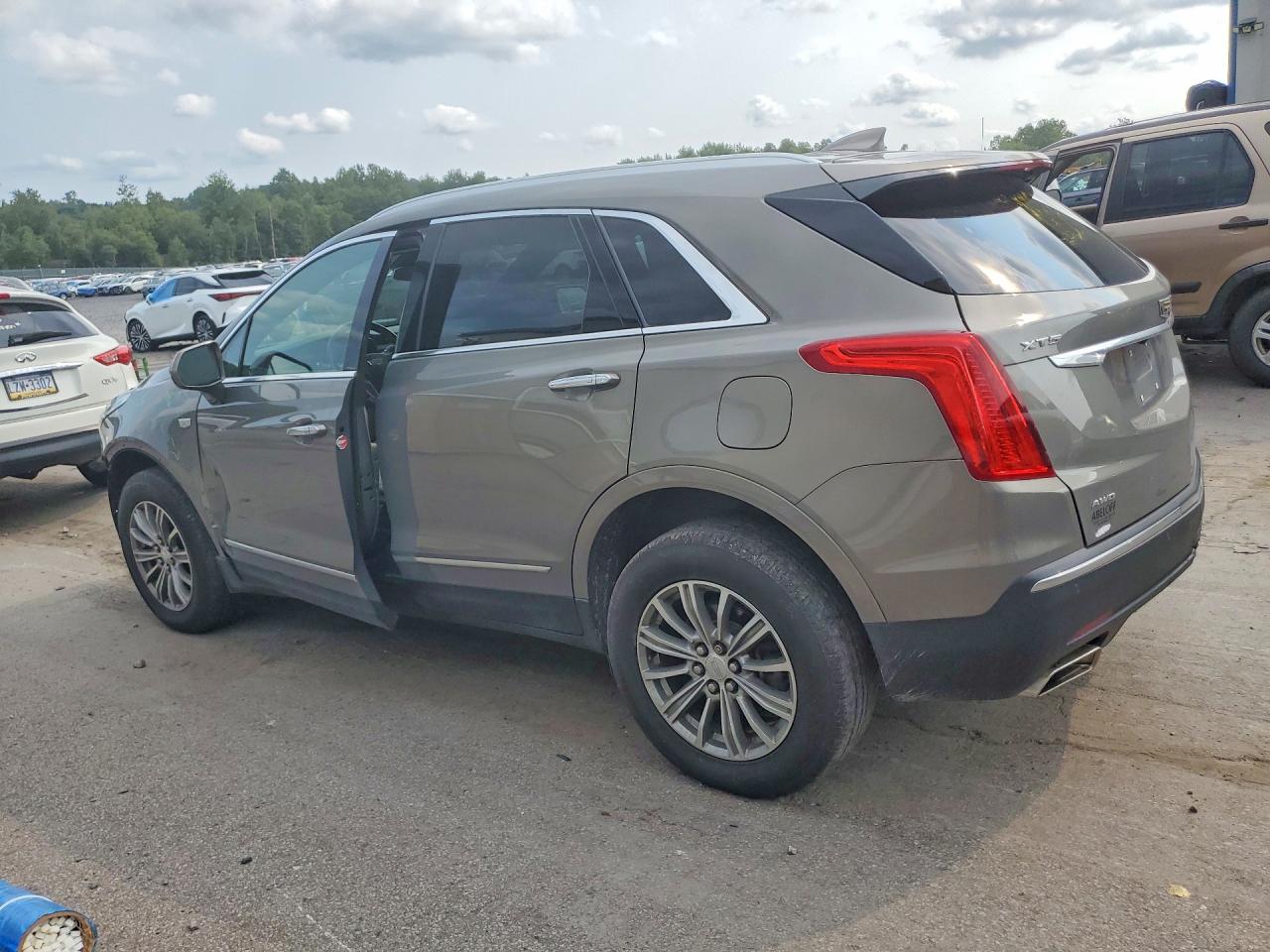 2019 CADILLAC XT5 LUXURY — снимка 2