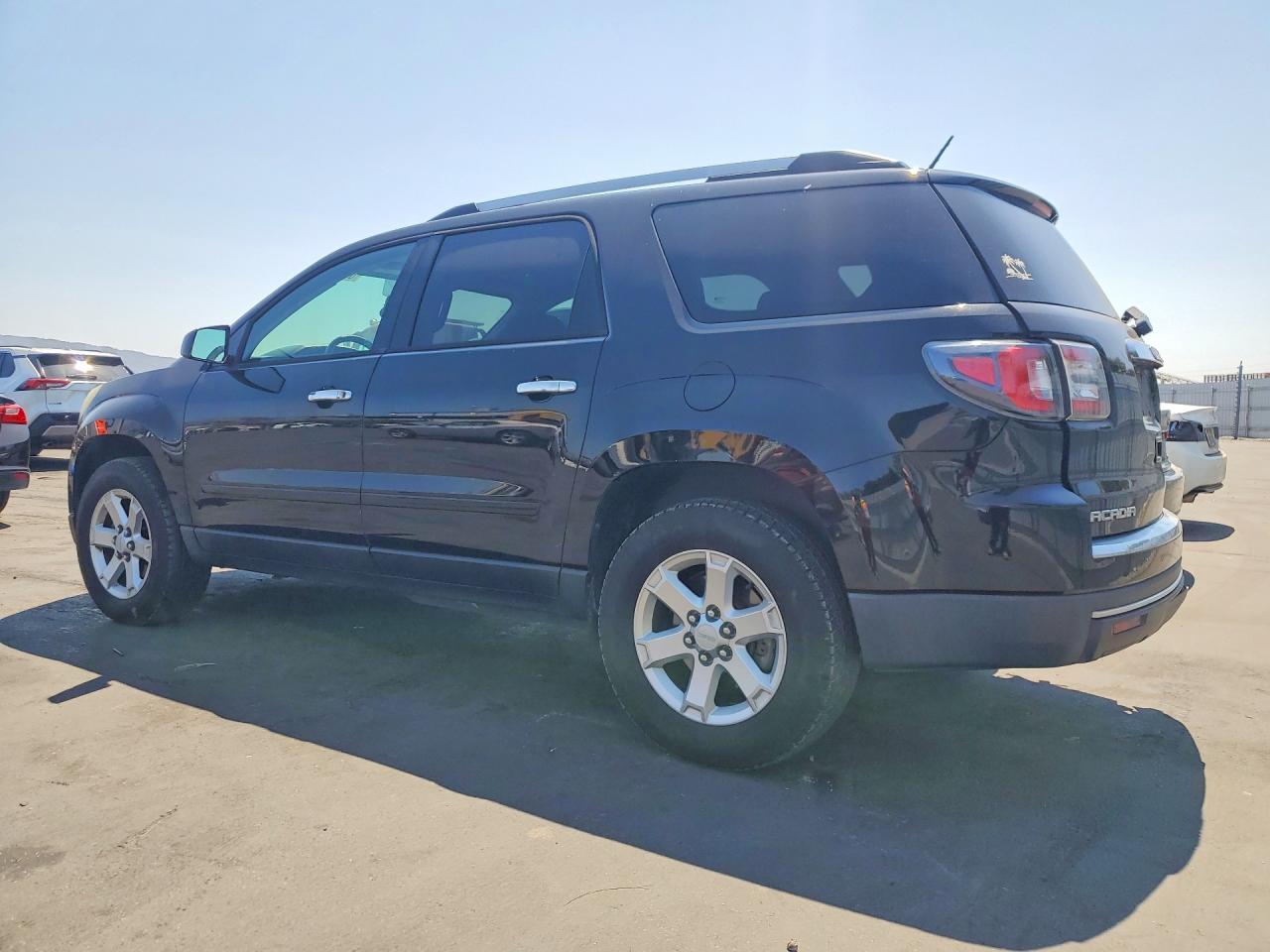 2016 GMC ACADIA SLE — снимка 2