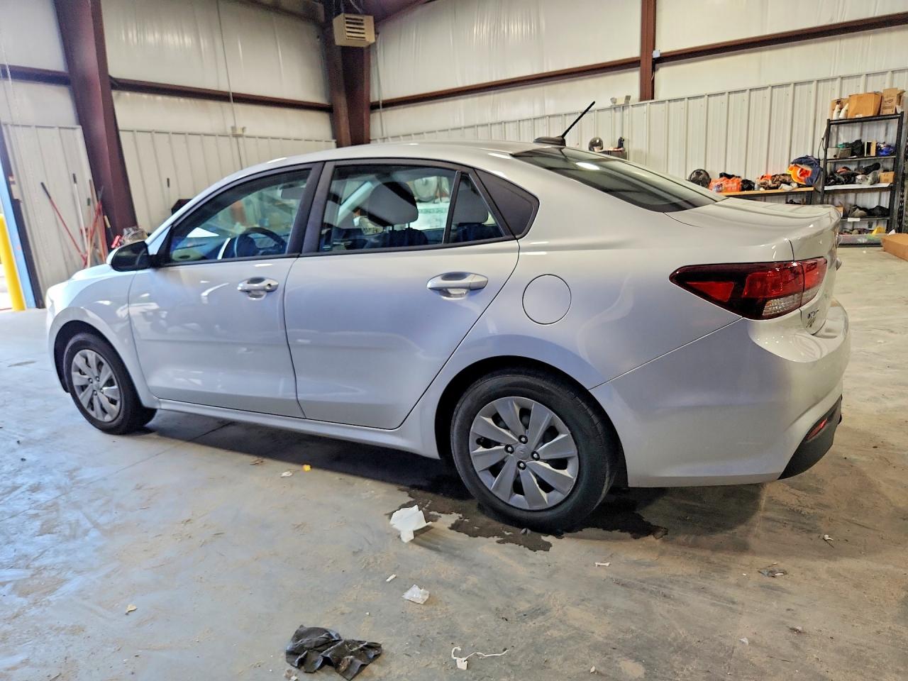 2019 KIA RIO S — снимка 2