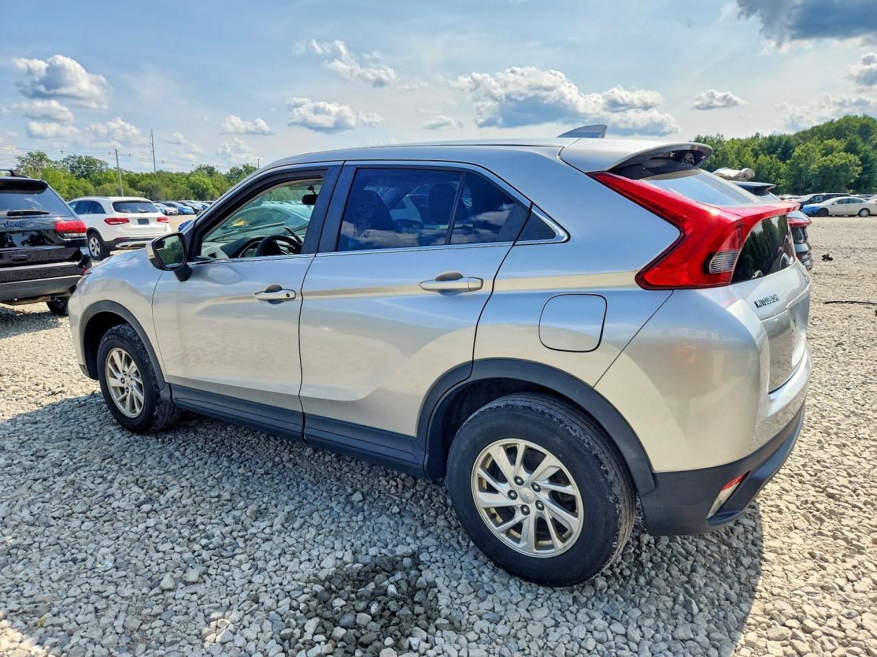 2019 MITSUBISHI ECLIPSE CROSS ES — снимка 2