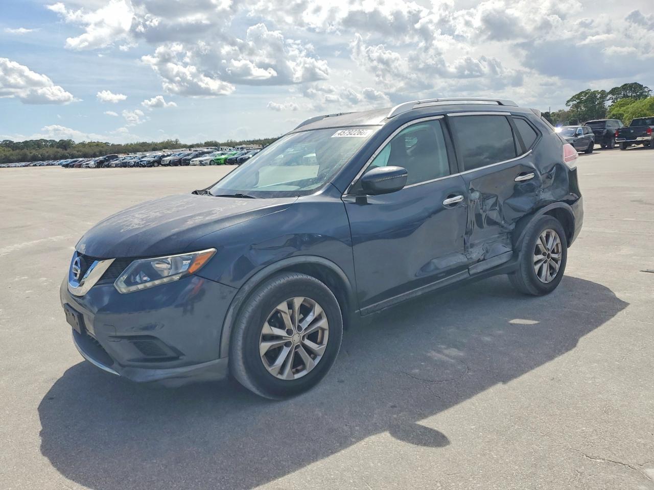 2016 NISSAN ROGUE SV