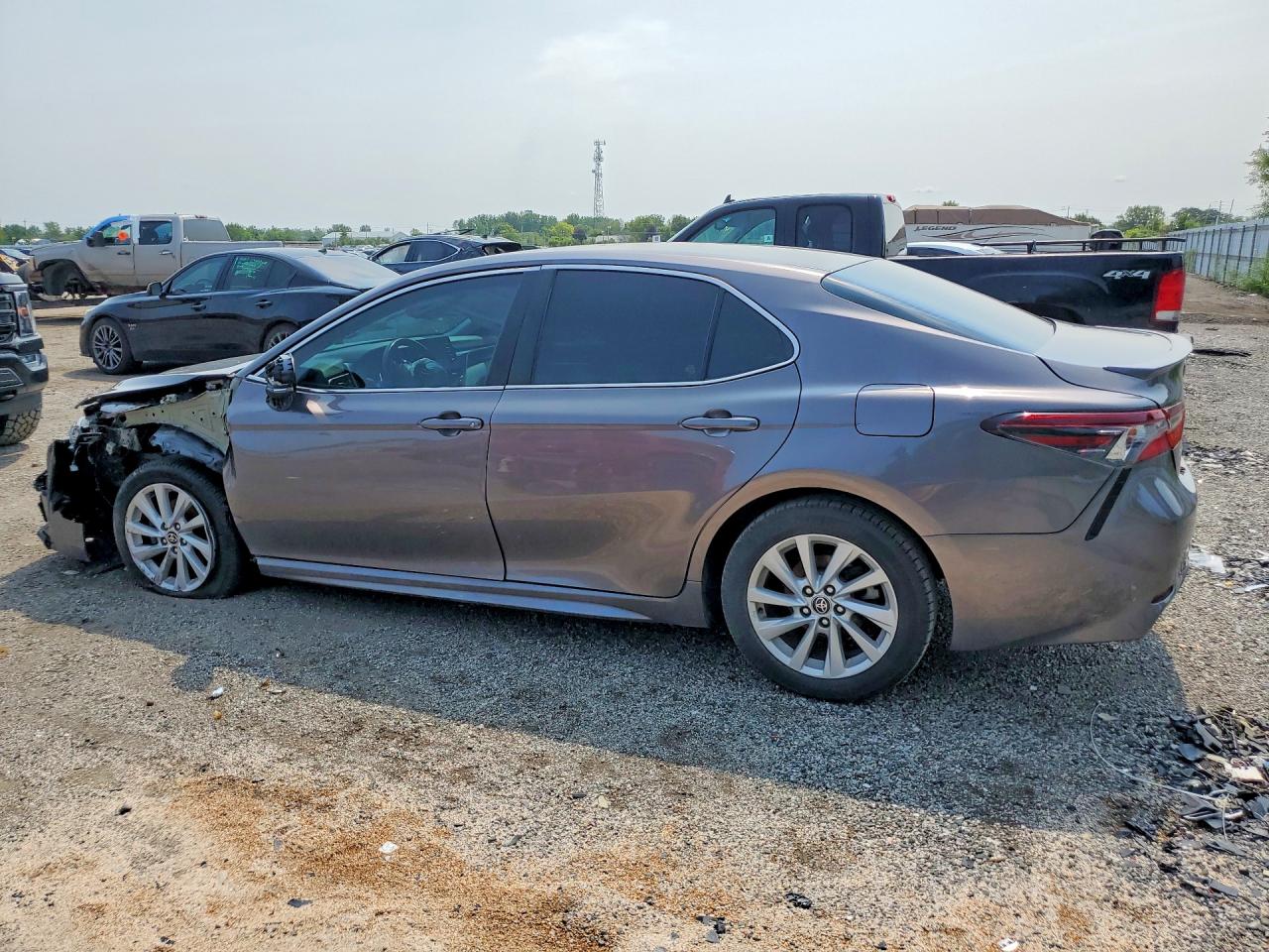 2022 TOYOTA CAMRY SE — снимка 2