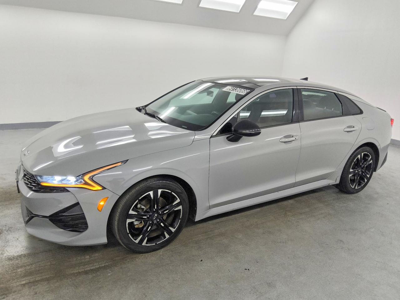 2021 KIA K5 GT LINE