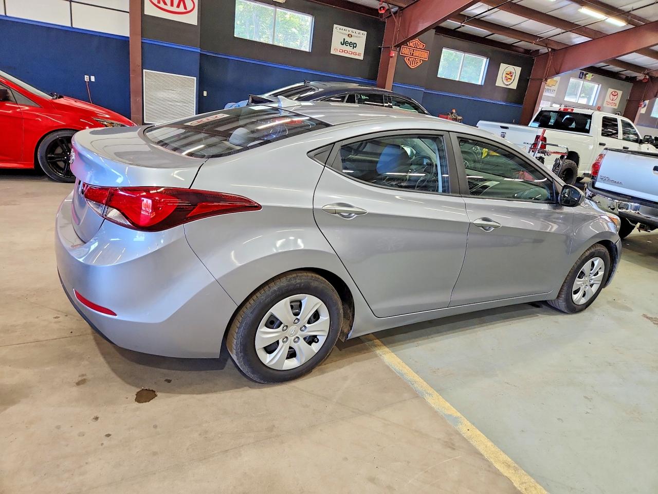 2016 HYUNDAI ELANTRA SE — снимка 3