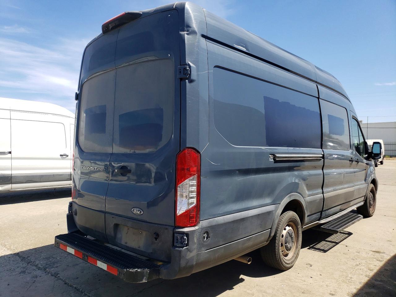 2020 FORD TRANSIT T-250 — снимка 3