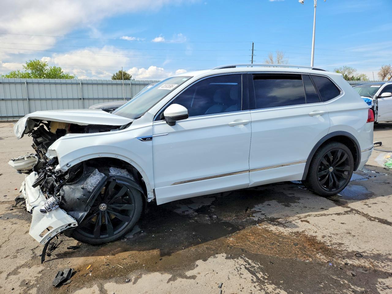 2020 VOLKSWAGEN TIGUAN SEL PREMIUM R-LINE