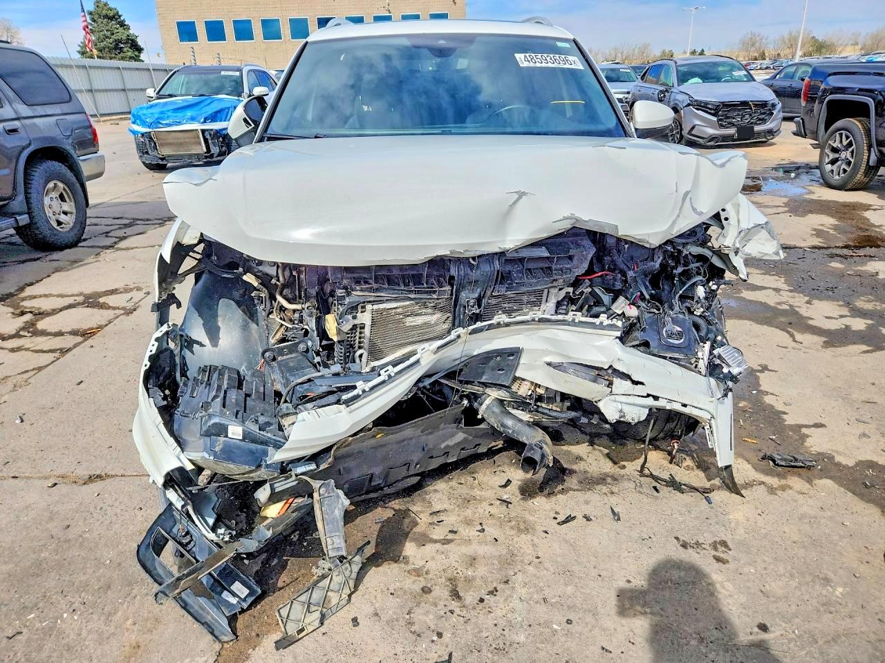 2020 VOLKSWAGEN TIGUAN SEL PREMIUM R-LINE — снимка 5