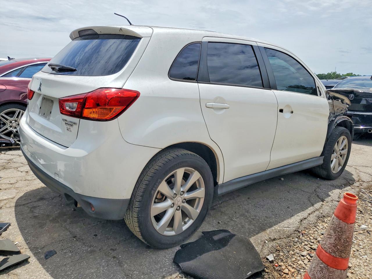2015 MITSUBISHI OUTLANDER SPORT ES — снимка 3
