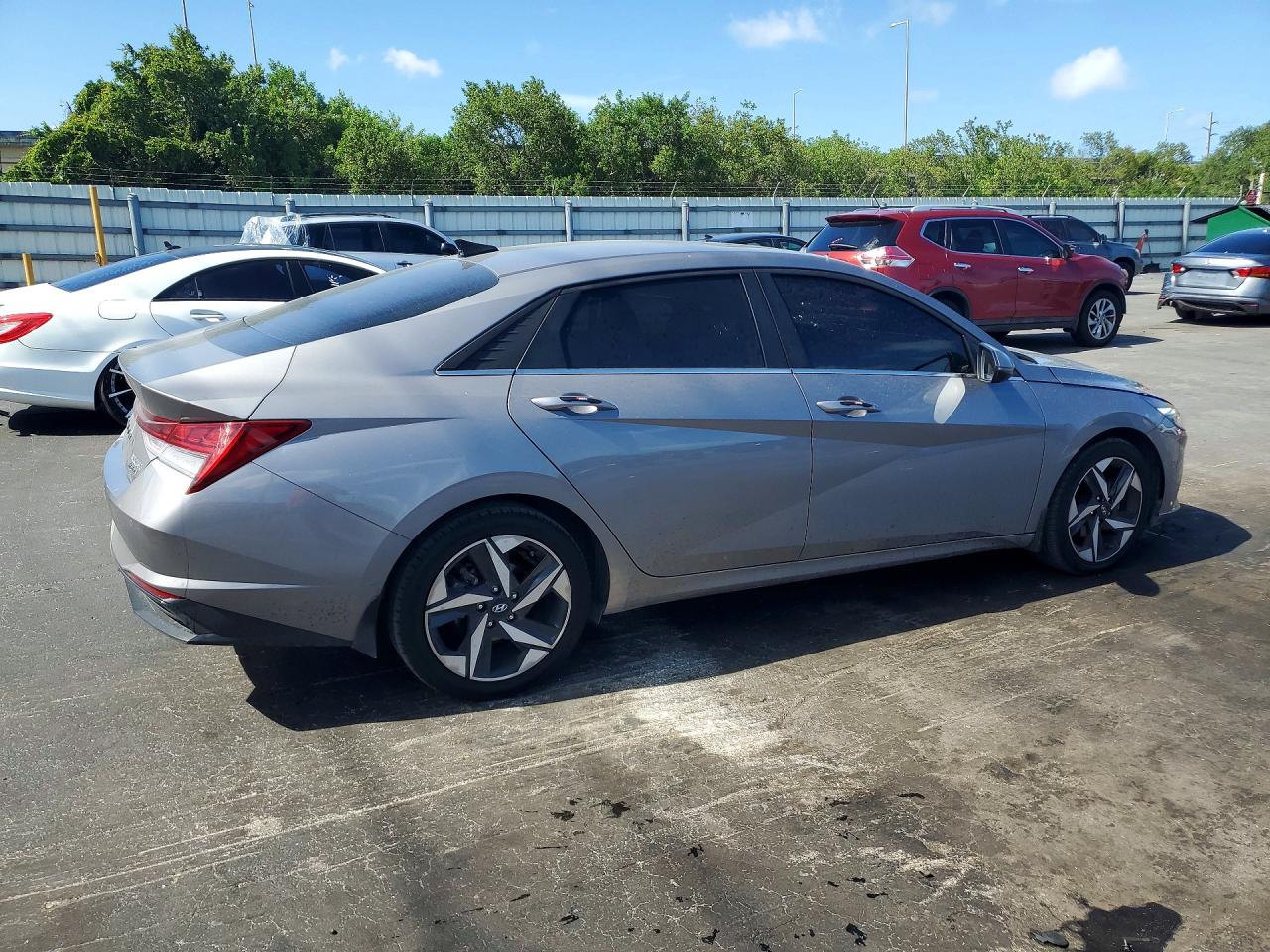2023 HYUNDAI ELANTRA LIMITED — снимка 3